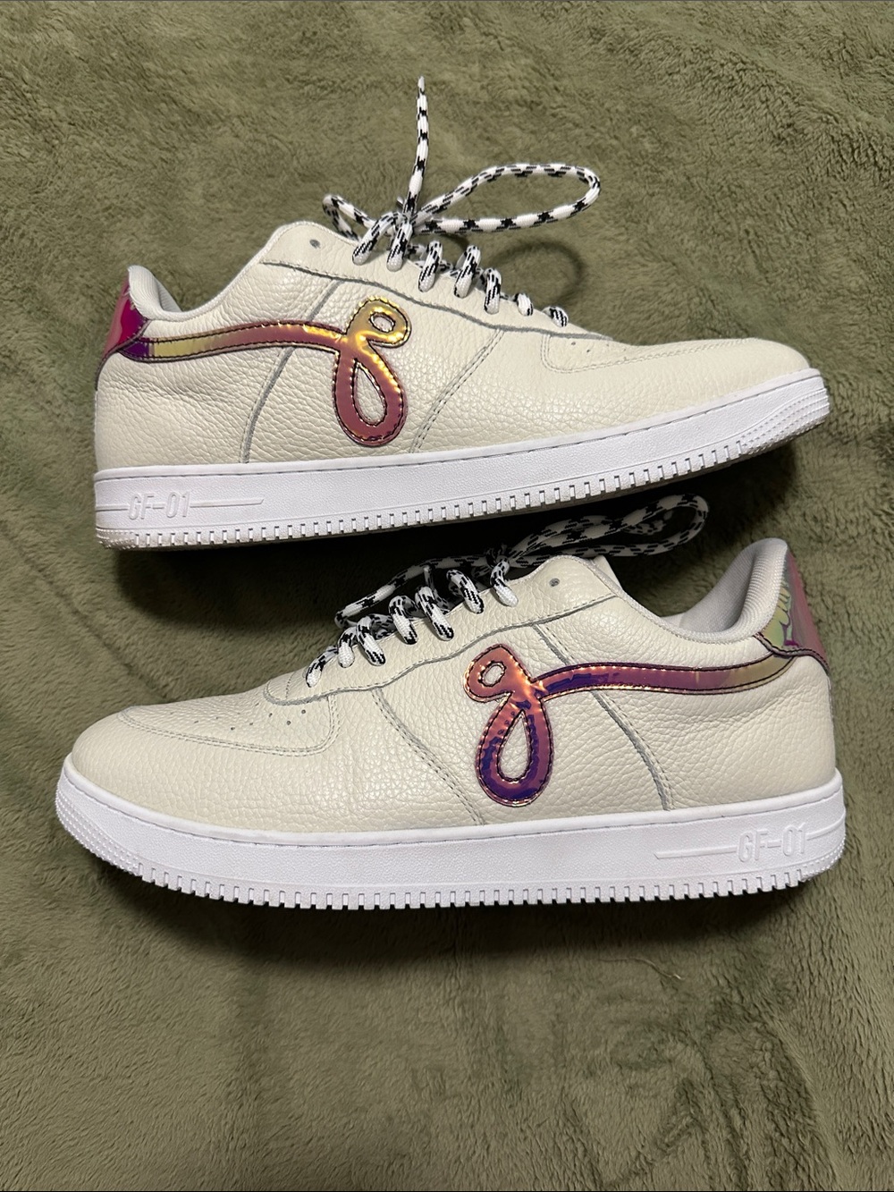 John Geiger GF-01 Cream Leather Sneakers with Iridescent Pink-Purple Accent